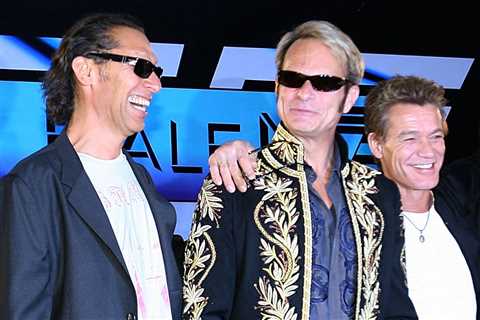 David Lee Roth Says Alex Van Halen Drove Eddie 'F—ing Crazy'