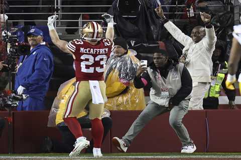 49ers fend off upset-minded Packers to reach NFC Championship