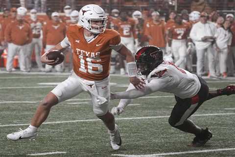 Arch Manning at crossroads as Texas commits to starting Quinn Ewers next season