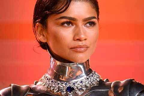 Zendaya Wore A Stunning Silver, Robot-Like Outfit To The Dune: Part Two Premiere In London