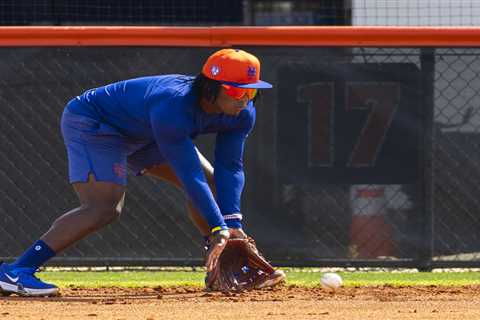 Mets evaluating prospect Luisangel Acuna at second base for added versatility