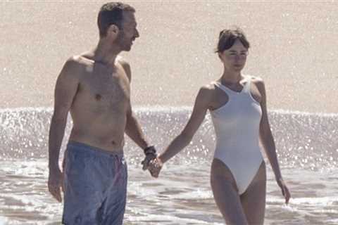 Dakota Johnson Not Sweating 'Madame Web' Flop During Mexico Getaway