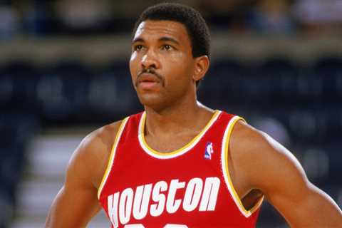 Ex-Houston Rockets Star Robert Reid Dead At 68