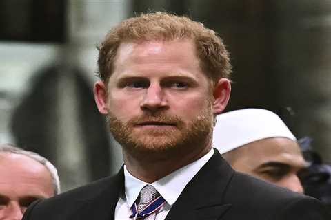 Prince Harry Urged to 'Back Off' King Charles Amid Cancer Diagnosis, Royal Expert Claims