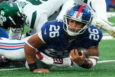 Giants’ Saquon Barkley, Xavier McKinney in complicated waiting game as tag deadline nears