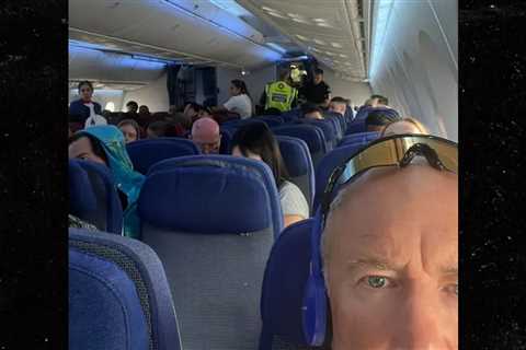 Passenger Describes Nosediving Boeing Flight, Shares Photos of Injuries