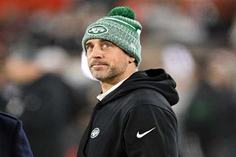 Aaron Rodgers made past claims that Sandy Hook shooting was fake: report