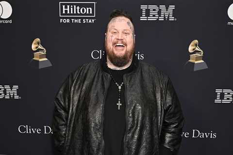 Jelly Roll’s Wife Bunnie Xo Documents Singer’s Major Dental Surgery on TikTok: ‘I Want a..