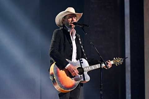 Toby Keith, John Anderson & James Burton Revealed as Country Music Hall of Fame 2024 Inductees