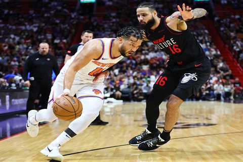 Jalen Brunson struggles as Knicks’ late rally falls short in loss to rival Heat