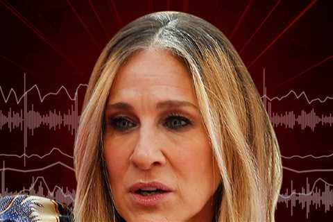Sarah Jessica Parker Says She Doesn't Deprive Daughters from Junk Food