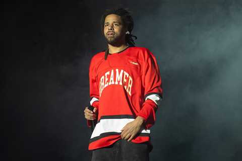 J. Cole Regrets His Kendrick Lamar Diss & Calls It ‘the Lamest S–t’ During Dreamville Fest: Watch