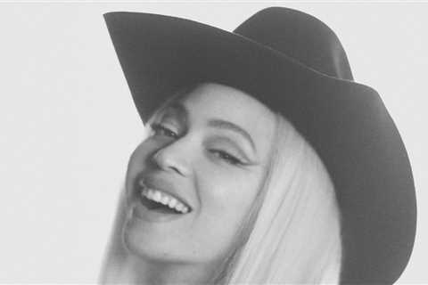 With ‘Cowboy Carter,’ Beyoncé Becomes First Black Woman to Lead Top Country Albums Chart