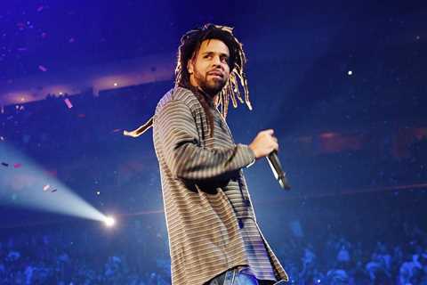 J. Cole Removes Kendrick Lamar Diss ‘7 Minute Drill’ From Streaming Services