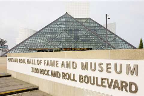 Rock & Roll Hall of Fame Class of 2024 Revealed on ‘American Idol’