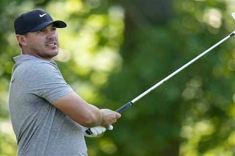 Defending champ Brooks Koepka off to strong start at PGA Championship