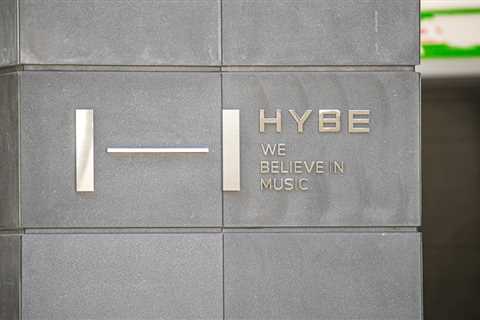 HYBE Sells $50 Million in SM Entertainment Stock