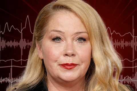 Christina Applegate Talks Depression Battle Over MS, 'Trapped In Darkness'