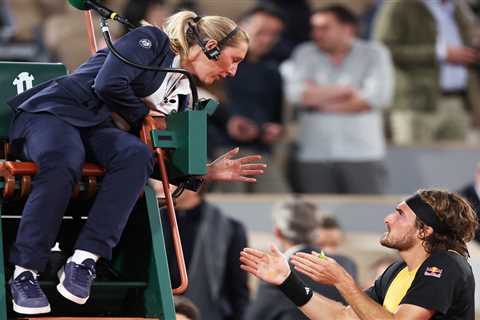 Stefanos Tsitsipas complains to French Open umpire over Carlos Alcaraz’s ‘extended grunt’