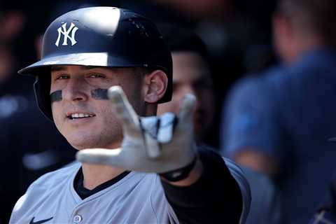 Anthony Rizzo snaps home run drought in hopeful sign for Yankees