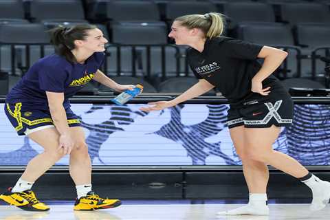 Caitlin Clark is dealing with the pressure ‘to be perfect’: former Iowa teammate Kate Martin