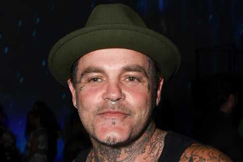 Crazy Town Singer Shifty Shellshock Death Investigated As Possible Overdose