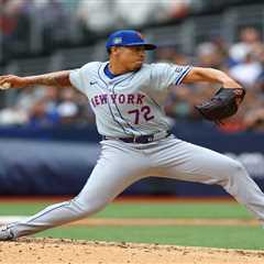 Mets place emerging reliever Dedniel Nunez on IL, oust Adrian Houser in roster shakeup