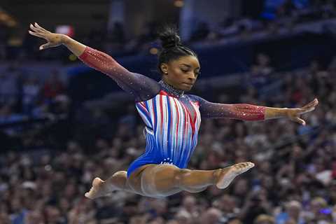 Simone Biles’ NFL husband, Jonathan Owens, granted time off from Bears camp to see her at 2024..