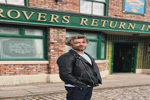 Coronation Street star Emrhys Cooper opens up about personal connection to cult storyline