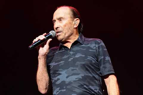 Lee Greenwood, Chris Janson to Speak During Republican National Convention