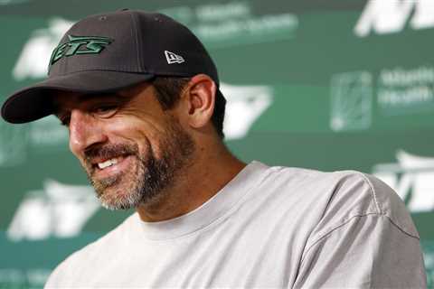 2025 Super Bowl odds, prediction:  Aaron Rodgers’ Jets closing in on Chiefs