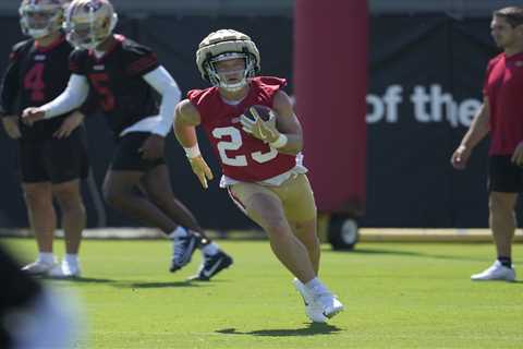 Christian McCaffrey already out for preseason with calf injury in 49ers concern