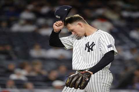 Will Warren’s rough outing sinks Yankees in lopsided nightcap loss for split with Angels