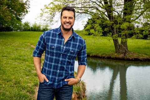 Luke Bryan Banks His 36th Country Airplay Top 10, Shaboozey’s ‘Bar’ Opens Third Week at No. 1