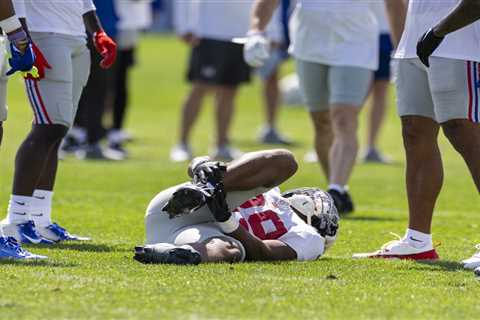 Tyrone Tracy Jr. appears to avoid serious injury after Giants practice scare