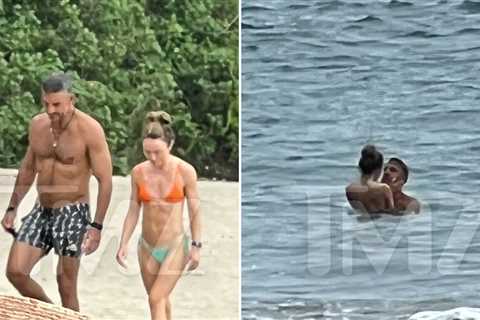 Mauricio Umansky Packs on PDA with New Girlfriend on Mexico Beach