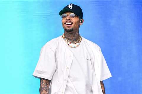 Chris Brown Shocks The Innanet With Brand New Look (PHOTO)