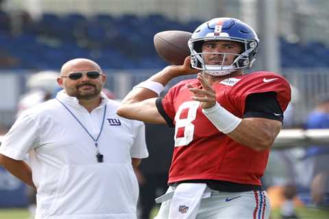 Brian Daboll altered Giants’ training camp approach to prepare Daniel Jones