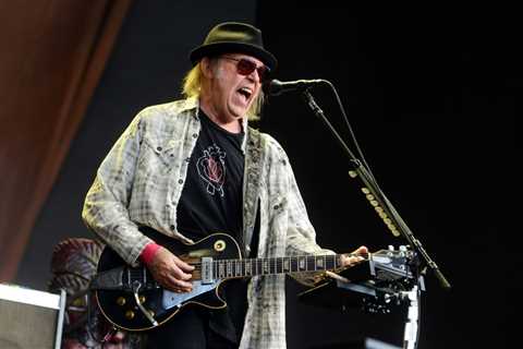 Neil Young Assures Fans: ‘Crazy Horse Will be Back, God Willing’