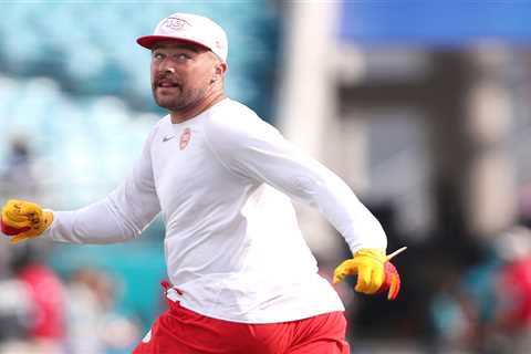 Kylie Kelce reveals how Travis Kelce spent his first NFL paycheck