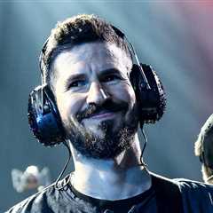 Linkin Park’s Brad Delson to Sit Out Upcoming Reunion Tour