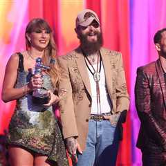 VMAs Gains: Taylor Swift, Chappell Roan, Benson Boone & More Winning Artists Up in Streams