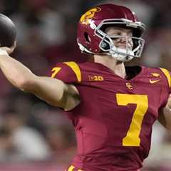 USC vs. Michigan odds, predictions: Take the Over