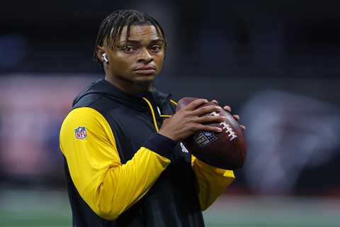 Justin Fields starting for Steelers in Week 1 amid Russell Wilson injury