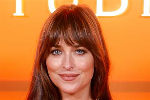 Dakota Johnson Says She Basically Overdosed On Caffeine Because She Didn't Know Celsius Was An..