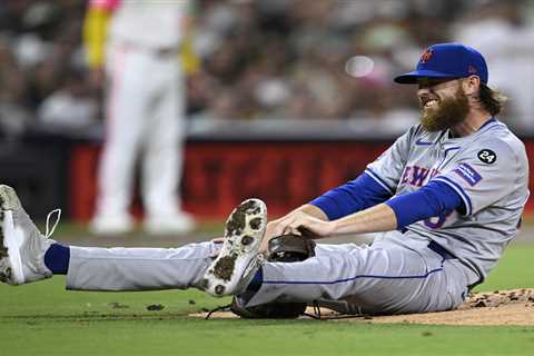 New medical issue keeps Mets pitcher Paul Blackburn on the shelf