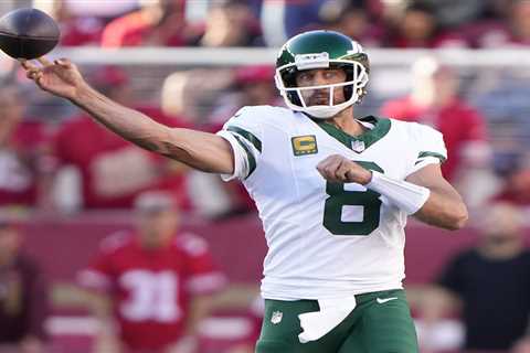 Jets’ Aaron Rodgers now a fan of pre-snap motion