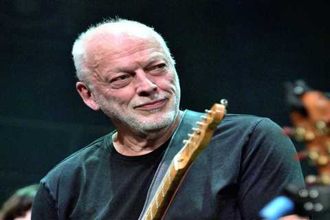 ‘Luck’ on His Side: David Gilmour Celebrates Third Solo U.K. No. 1 Album