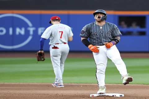 Sean Manaea’s dominance, clutch hits lead Mets to huge win over Phillies