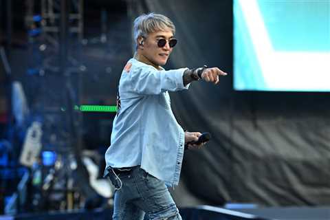 Arnel Pineda Offers to Leave Journey if Enough Fans Say ‘Go’